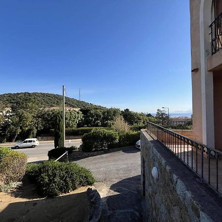 Appartement Cala Di Mare L'Ile Rousse Esterno foto