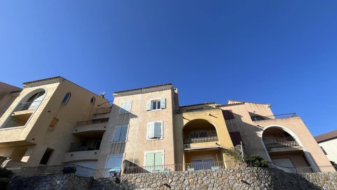 Appartement Cala Di Mare L'Ile Rousse Esterno foto