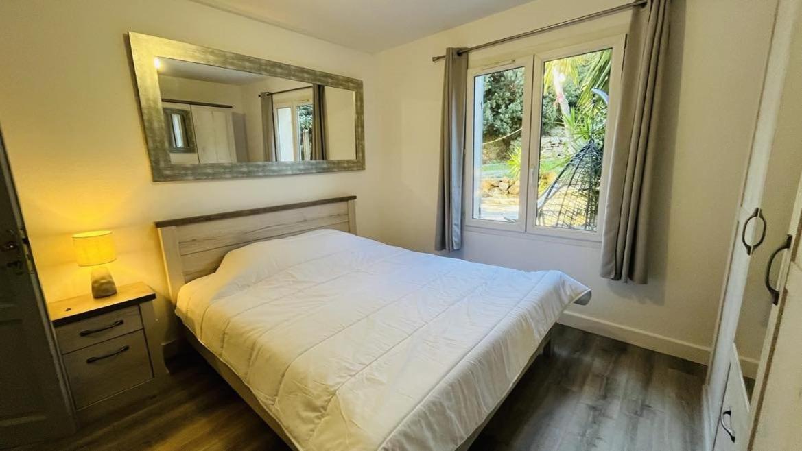 Appartement Cala Di Mare L'Ile Rousse Esterno foto