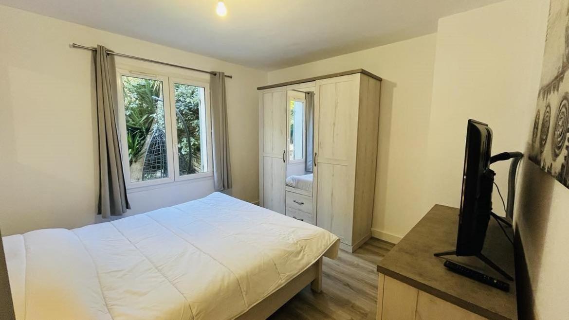 Appartement Cala Di Mare L'Ile Rousse Esterno foto
