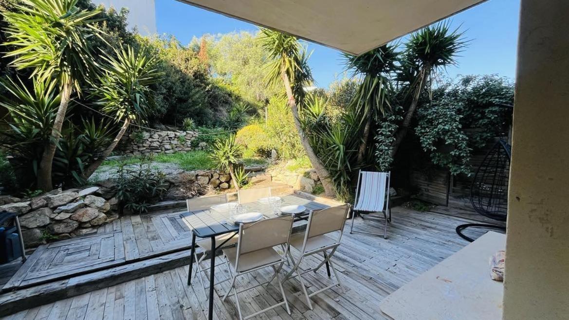 Appartement Cala Di Mare L'Ile Rousse Esterno foto