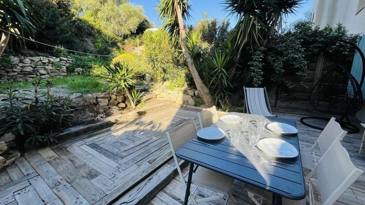 Appartement Cala Di Mare L'Ile Rousse Esterno foto